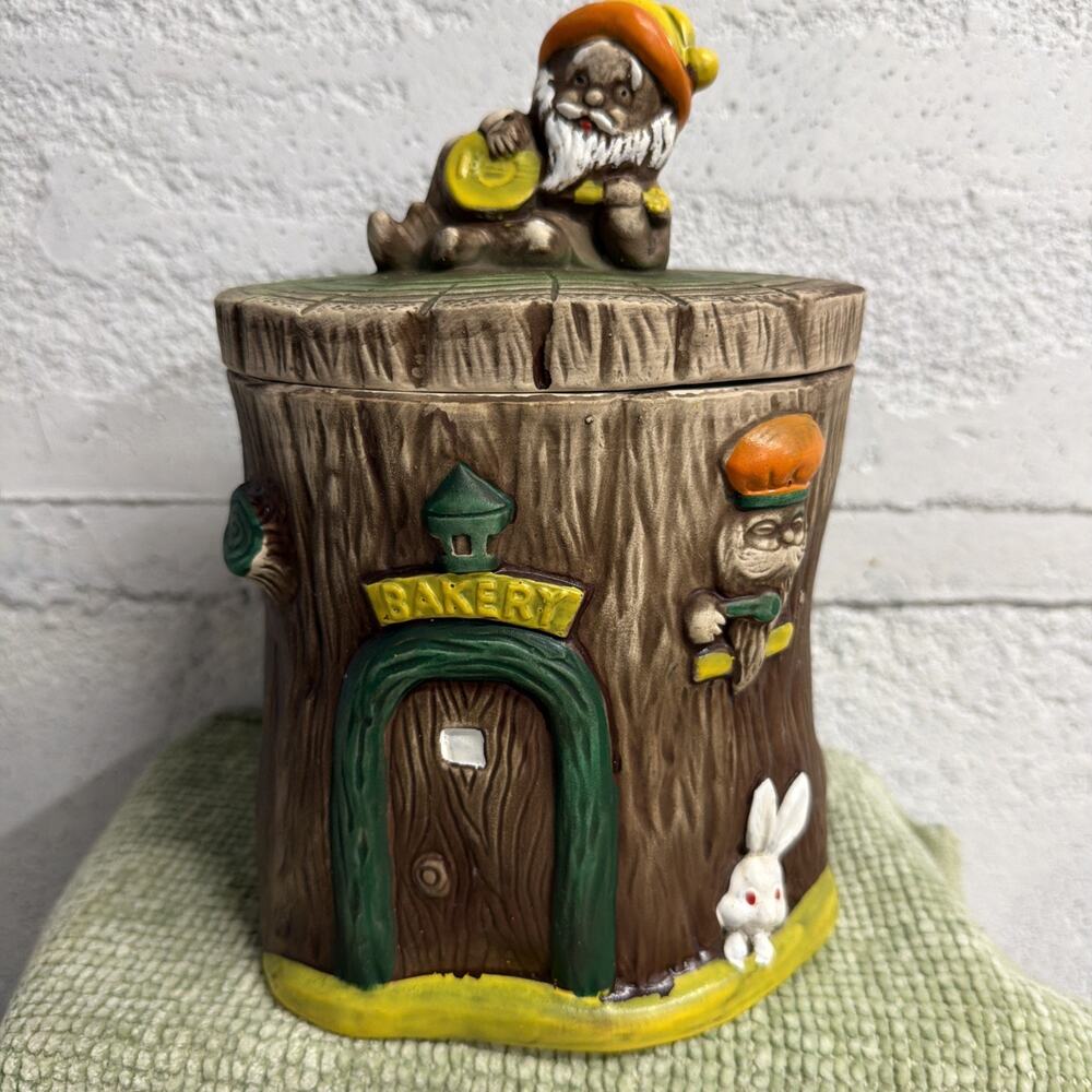 Keebler Elf bakery Tree stump cookie jar Vtg ceramic 9.5 Inch Glazed Inner Japan